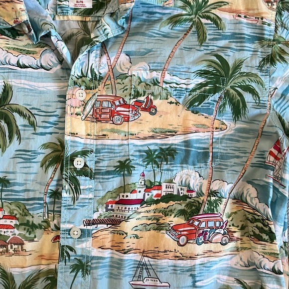 Tropical button down - Picture 3 of 4